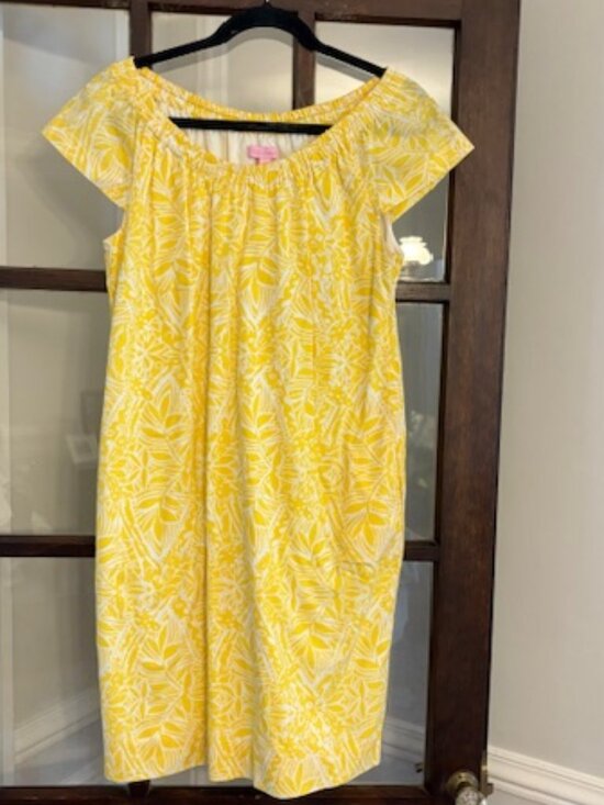 Lilly Pulitzer Dresses & Skirts - Lilly Pulitzer Sullivan Dress in Yellow Floral Pattern, Size Medium